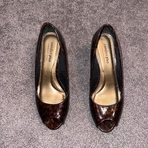Comfort Plus tortoise shell peep toe wedge heel shoes
